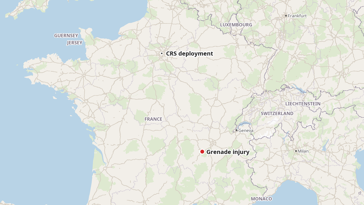 France Arrests 2,000 After Protests Over Public Services